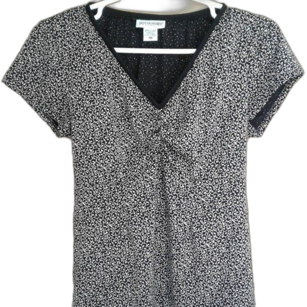 Motherhood Maternity Shortsleeve Top Black & White Size M Business Casual Blouse